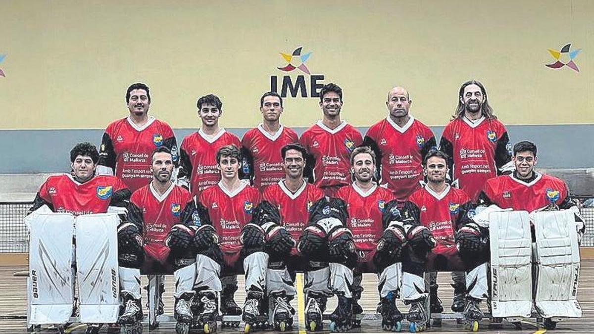 El Espanya Hoquei Club posa antes de iniciar el curso.