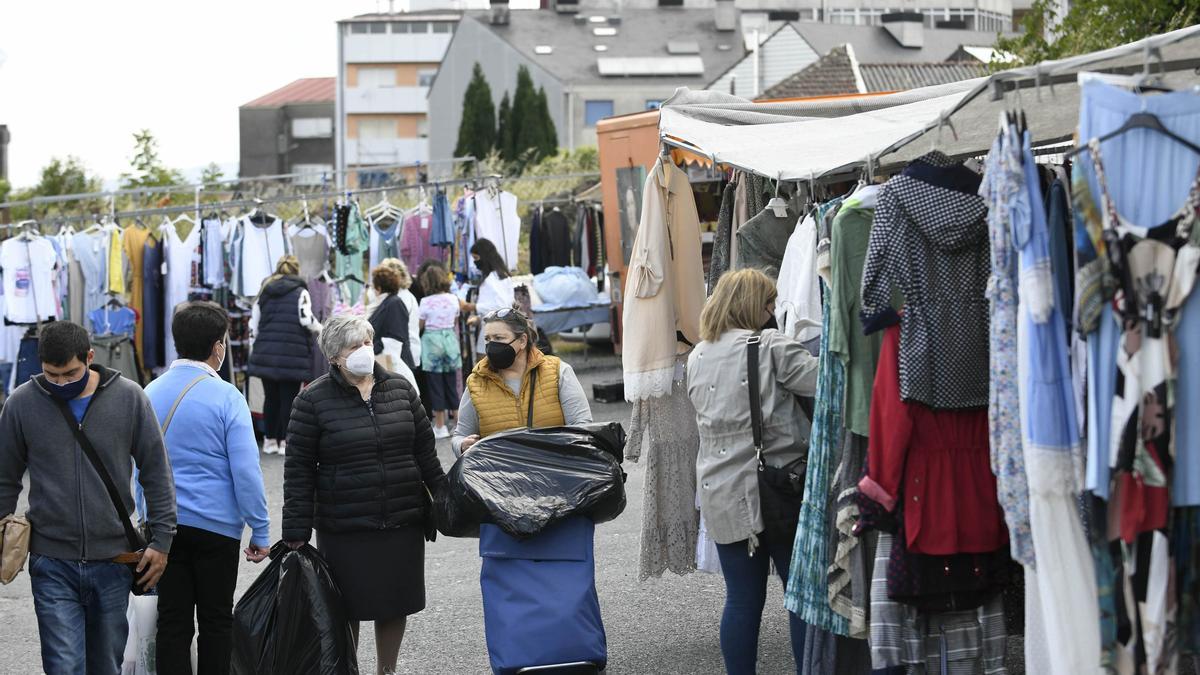 El mercadillo se celebró en el entorno del Novo Mercado.