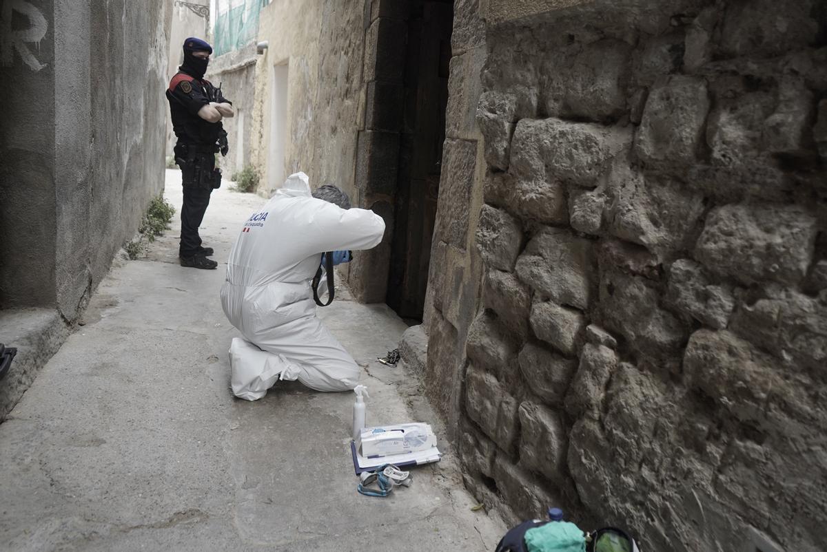 Escorcoll en un habitatge del barri vell de Manresa en relació amb el crim