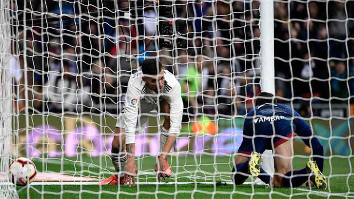 Ceballos fue titular ante el Huesca y se encargó de remontar el partido