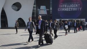 Asistentes en el último día del Mobile World Congress.