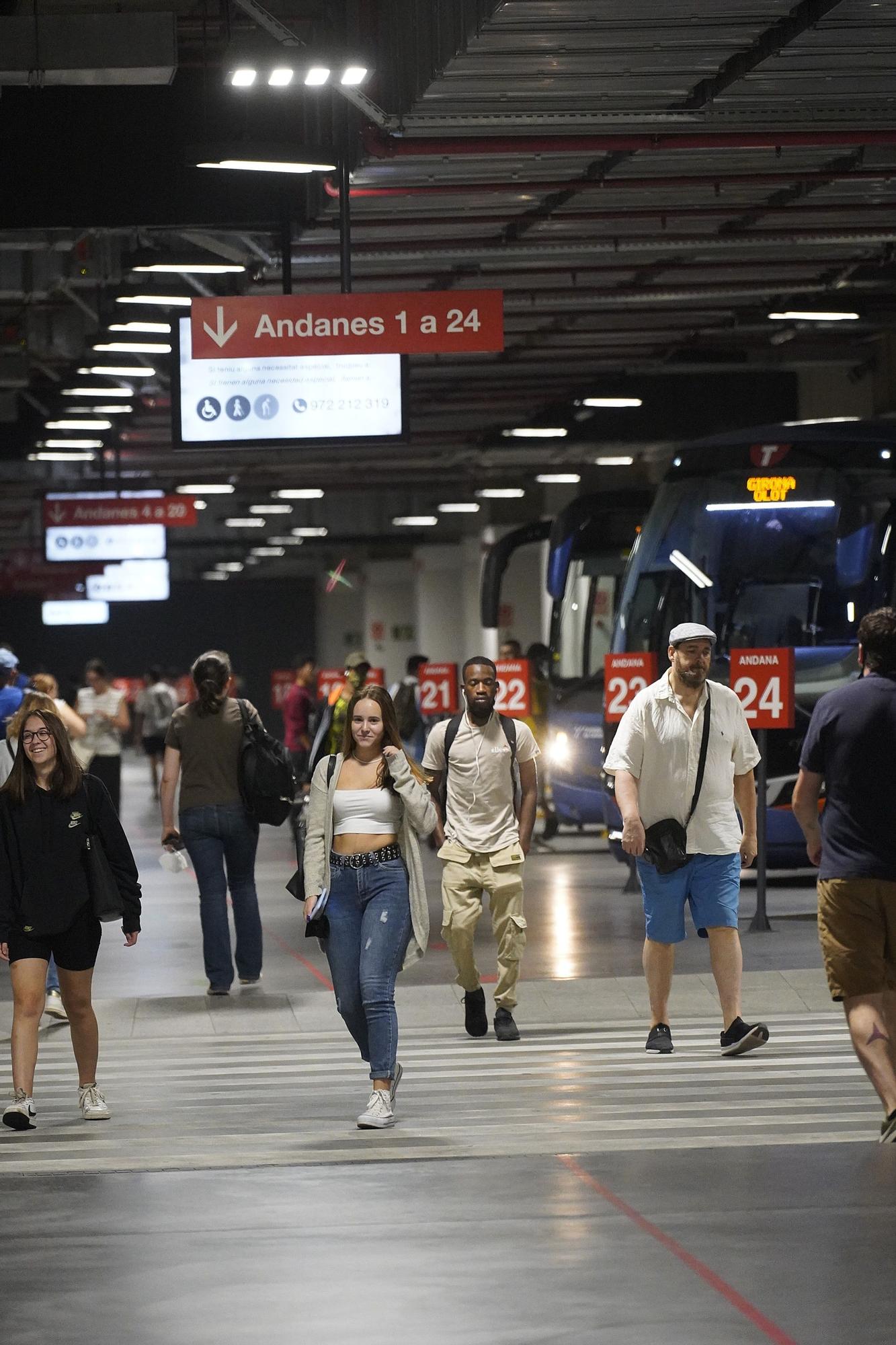 Caos ferroviari: Una avaria deixa sense trens de Rodalies i mitja distància