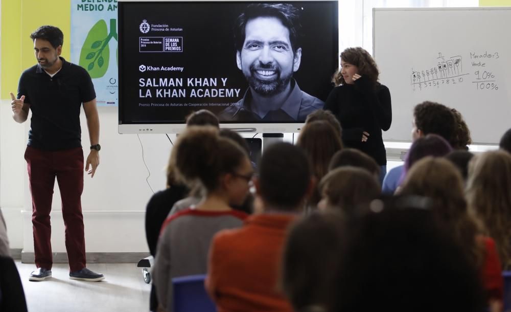 Premios Princesa de Asturias 2019: Salman Khan plantea un reto matemático a los alumnos de Gijón