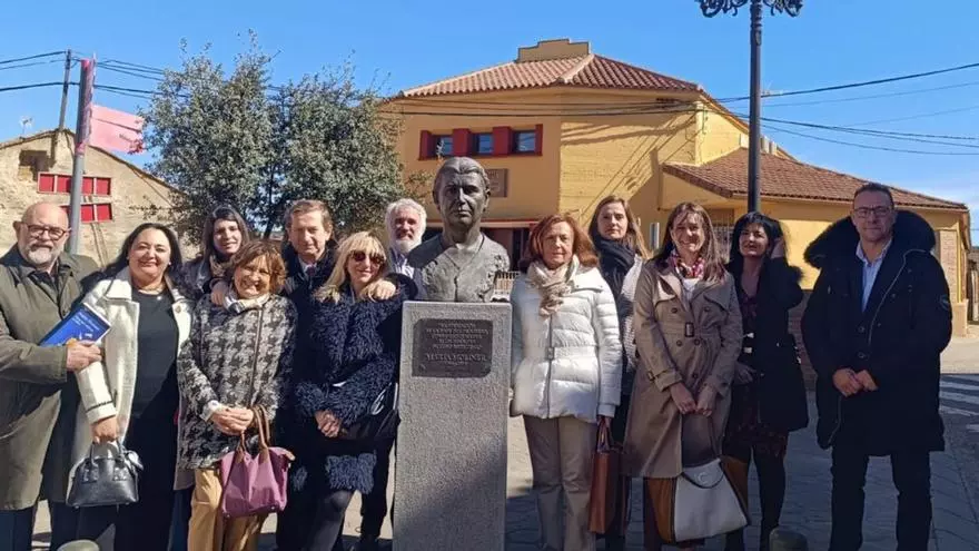 Paniza recuerda la figura de María Moliner