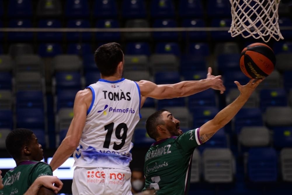 Partido de la Liga Endesa entre el Acunsa Gipuzkoa Basket y el Unicaja.