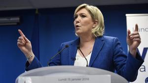 Marine Le Pen durante su intervención ante la prensa.