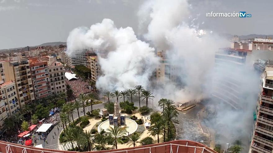 Mascletá 21/6/2026 | Mediterráneo firma una mascletà de 150 kilos y 128 decibelios