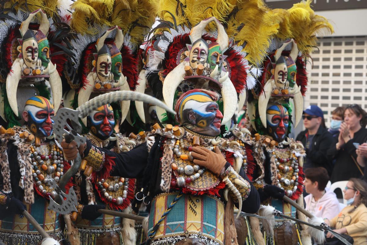 Las Fiestas Patronales y de Moros y Cristianos son un impulso para san Vicente por ser un reclamo turístico.