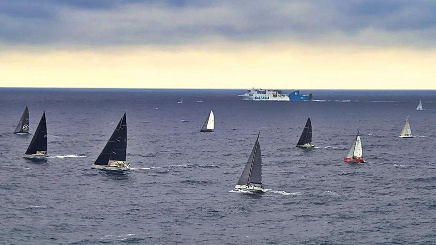 Imagen de archivo de una regata en Ibiza.