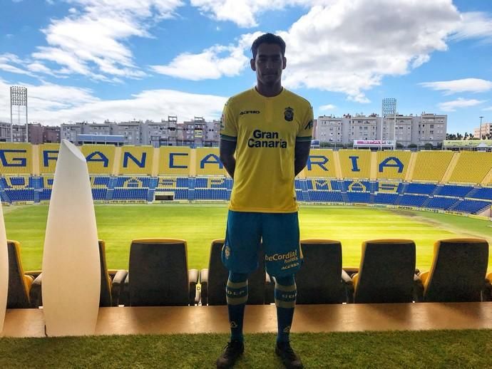 Presentación de la equipación de la UD Las Palmas para la 2018/19