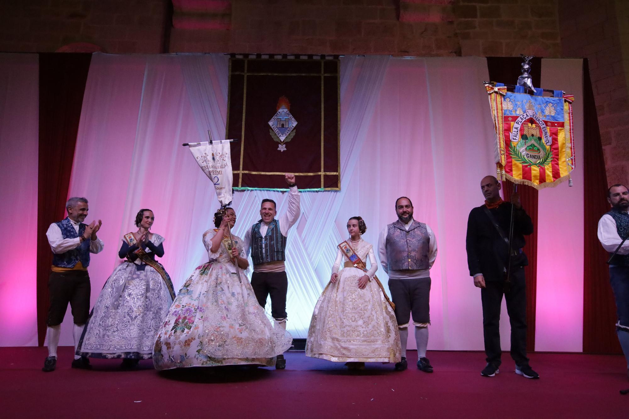 Todas las fotos de la entrega de premios falleros de Gandia