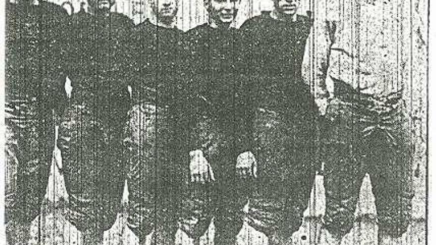 Maham, Bizem, Rosen, Rutgers, Jess Rodríguez (en el círculo) y Coumier, de los Buffalo Bisons, en 1929.