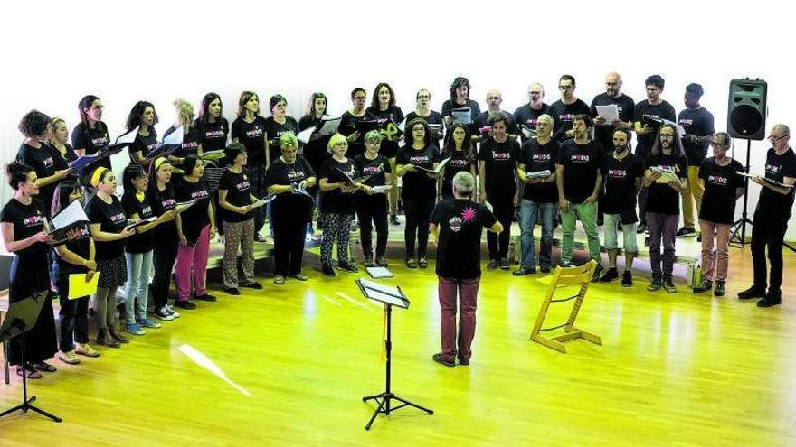 El cor InCORdis va celebrar el concert del seu cinquè aniversari a l’auditori del Conservatori de Música, el juny del 2018 | ARXIU/MARTA PICH