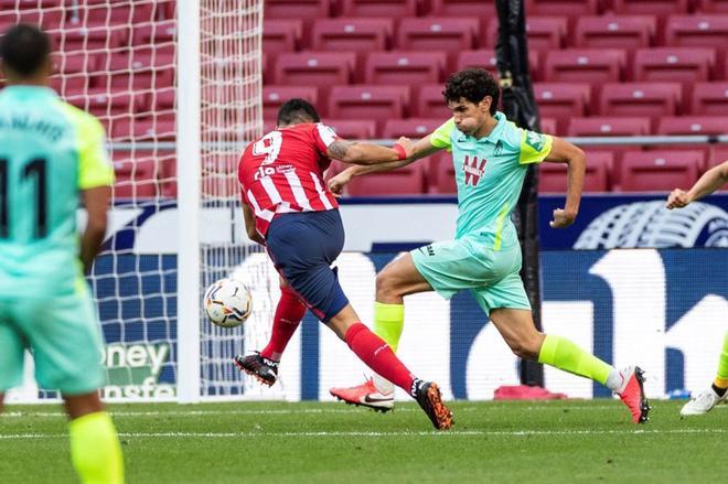 Luis Suárez ya es protagonista en el Atleti