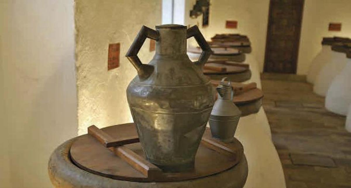 Bodega de la almazara Núñez de Prado de Baena, abierta a las visitas turísticas.