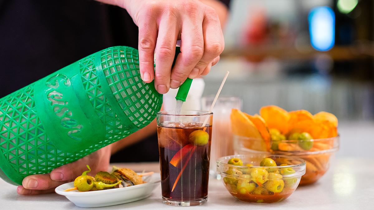 El ritual del vermut forma parte de la cultura gastronómica catalana, especialmente en ciudades como Reus.