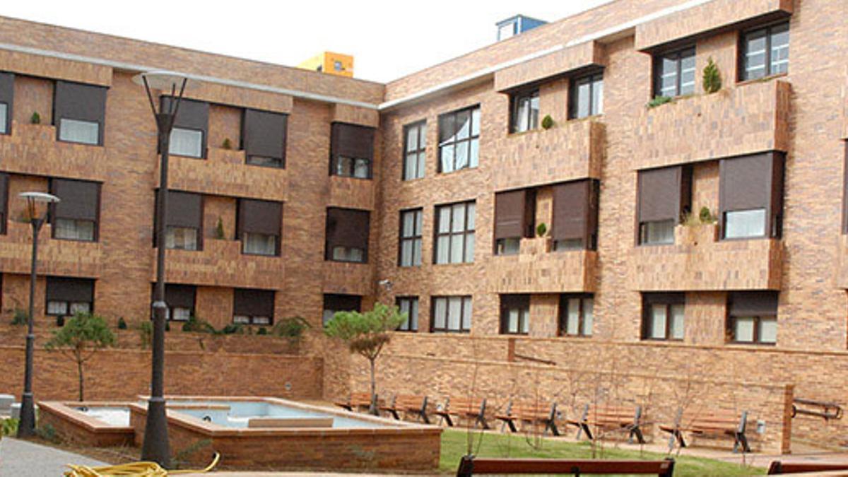 Exterior de la residencia de mayores Rosalba en Mérida.