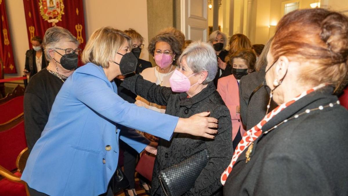 Encuentro Emotiva reunión de las Nazarenas Mayores