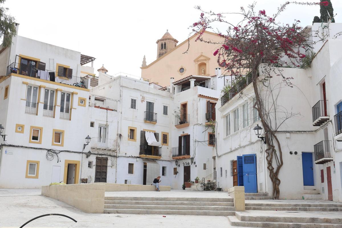 Las obras finalizadas en Dalt Vila por el Ayuntamiento de Ibiza, en imágenes. Las obras finalizadas en Dalt Vila por el Ayuntamiento de Ibiza, en imágenes.