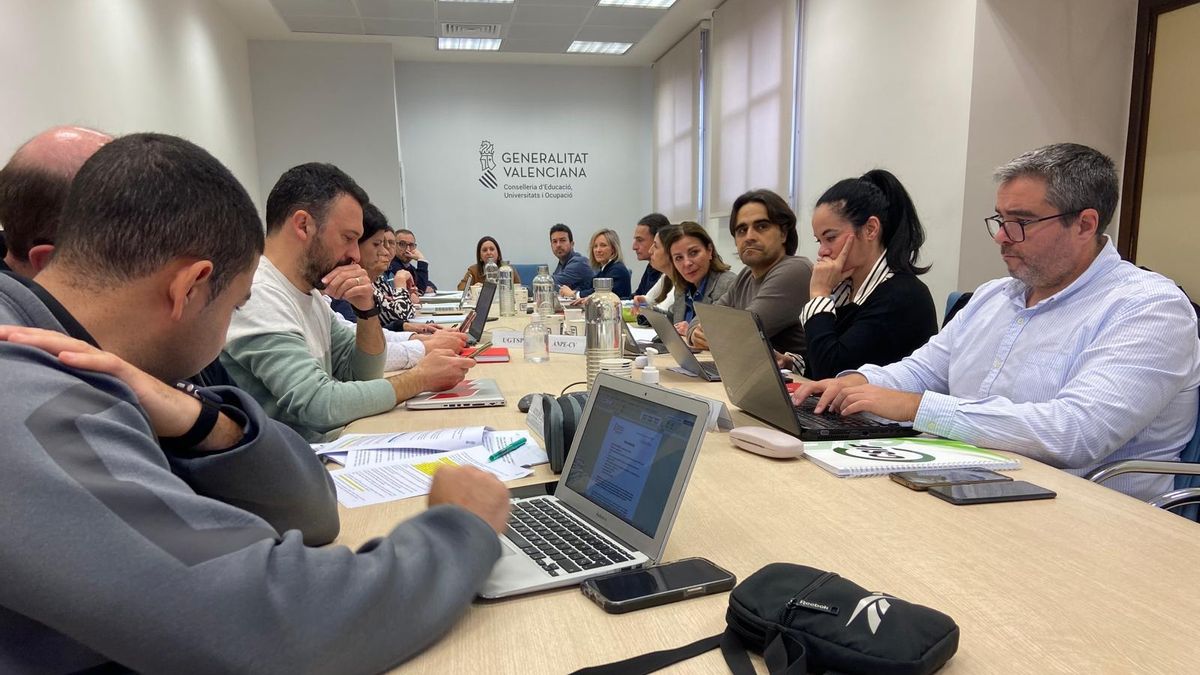 El anuncio ha sido comunicado en una reunión este jueves a los sindicatos.