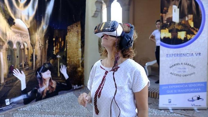 Los visitantes de la Alcazaba podrán hacer un paseo nocturno virtual