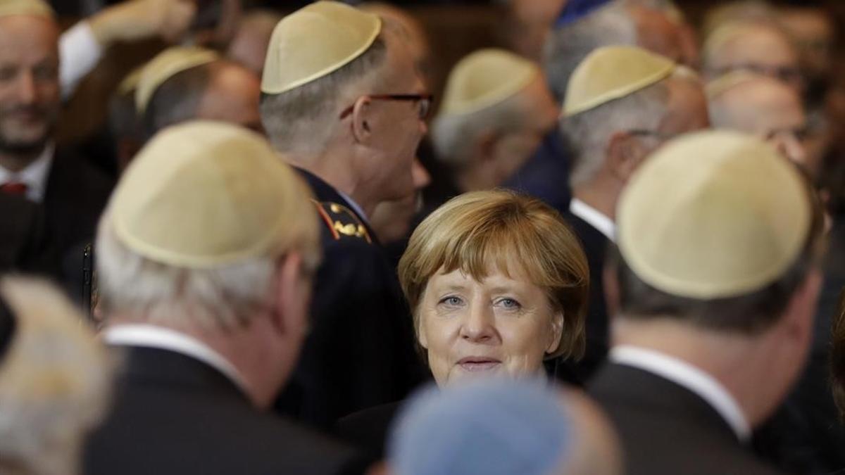 Merkel, en un acto en la sinagoga de Múnich.