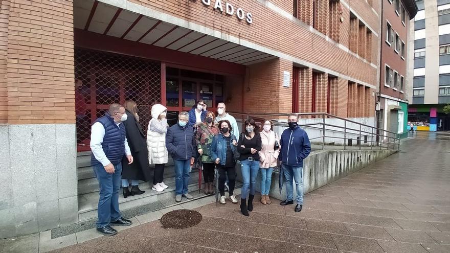 Piden 22 años de cárcel para el hombre que mató a su yerno, un benaventano que residía en Mieres