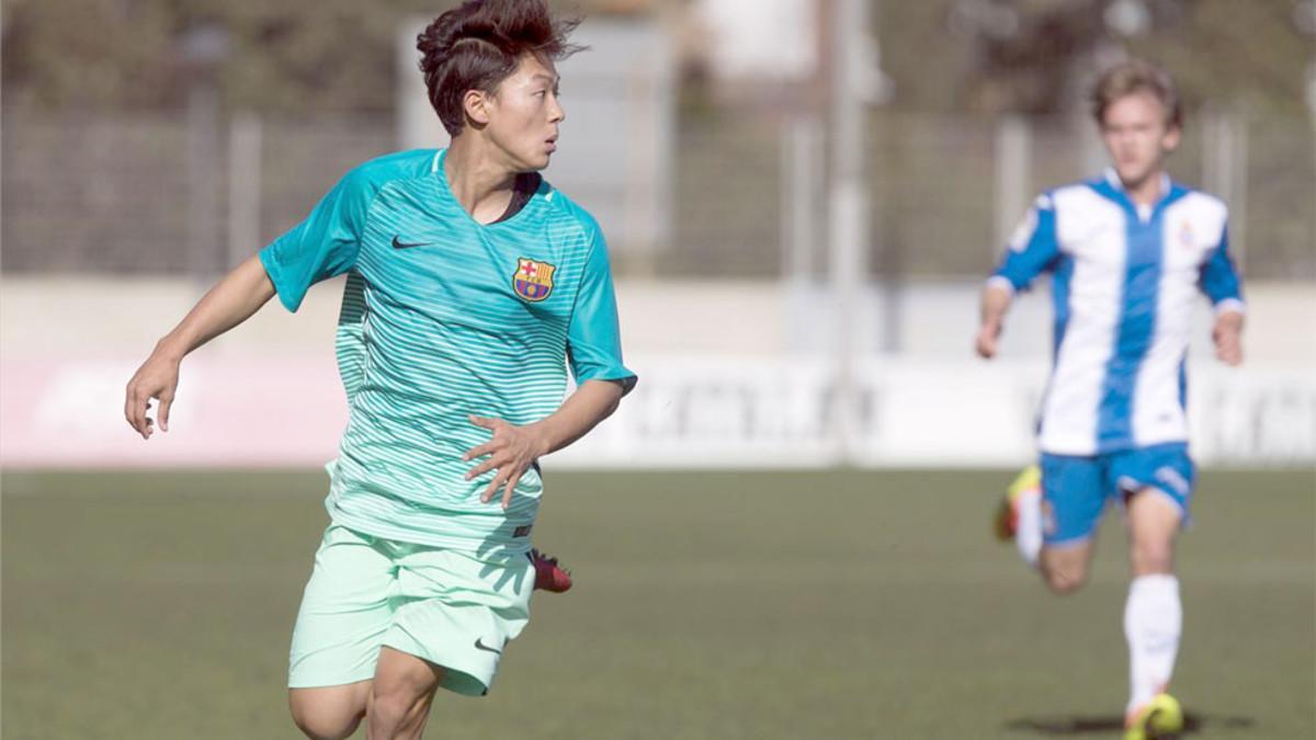 Lee espera en Corea noticias del Barça