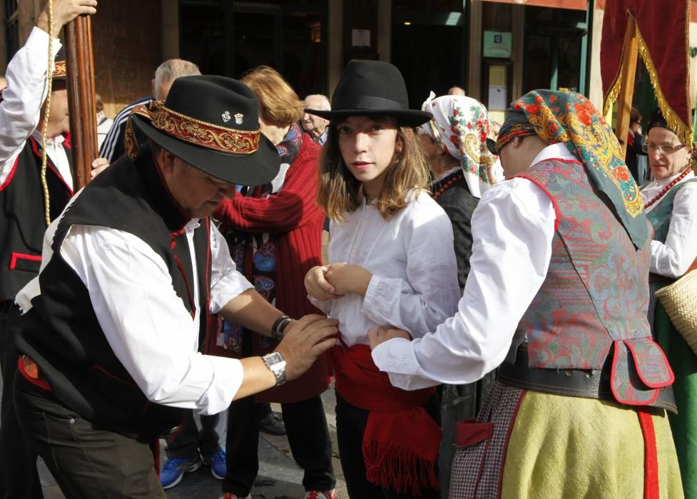 Celebración del Día de León en Gijón