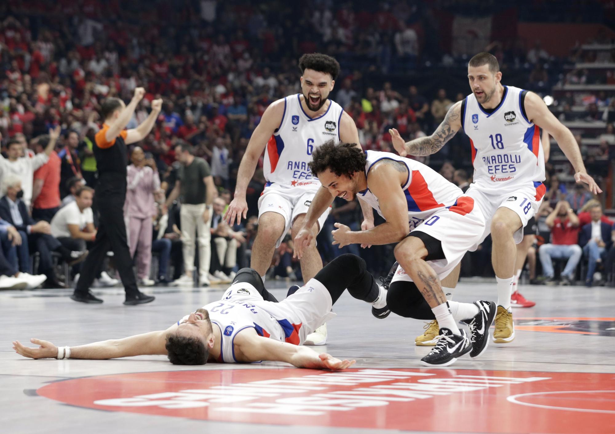 Efes campeón euroliga