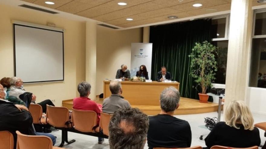 Manel Menéndez presenta el seu últim llibre a Llançà