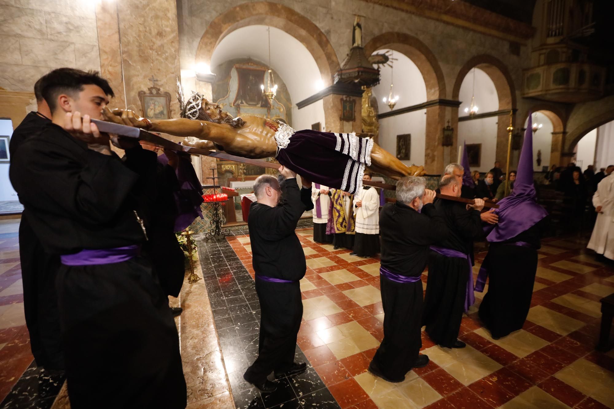 Semana Santa en Ibiza: Procesión del Santísimo Cristo del Cementerio el Lunes Santo