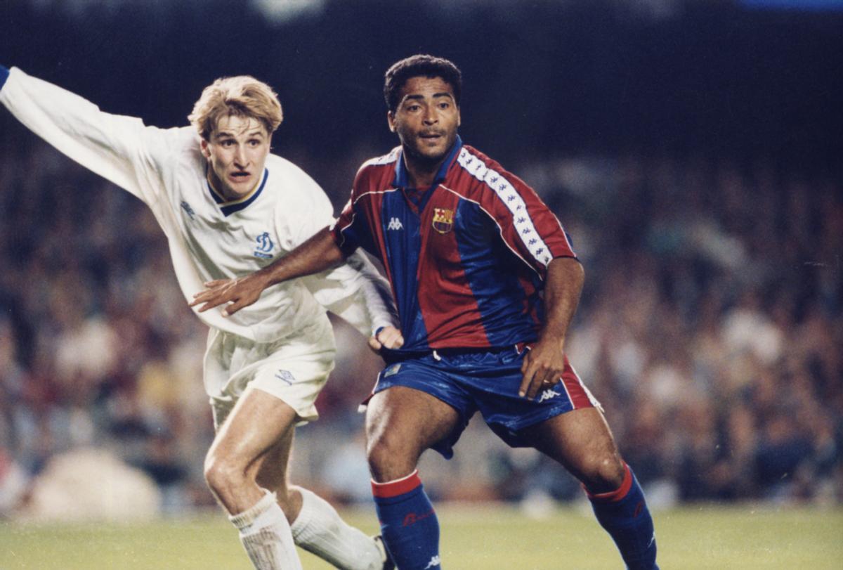 Romario demostró con creces la temporada 1993/94 su enorme categoría como goleador, ya que marcó un total de 30 goles en los 33 partidos de Liga que jugó Romario demostró con creces la temporada 1993/94 su enorme categoría como goleador, ya que marcó un total de 30 goles en los 33 partidos de Liga que jugó