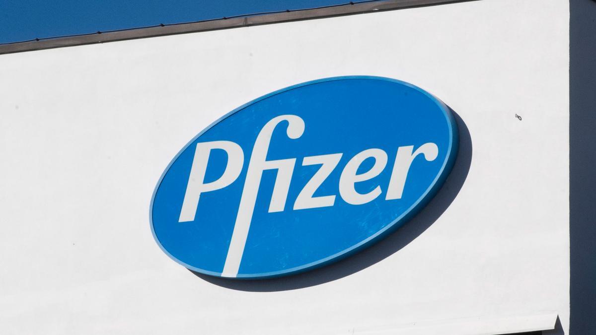 El logo de la farmacéutica Pfizer.