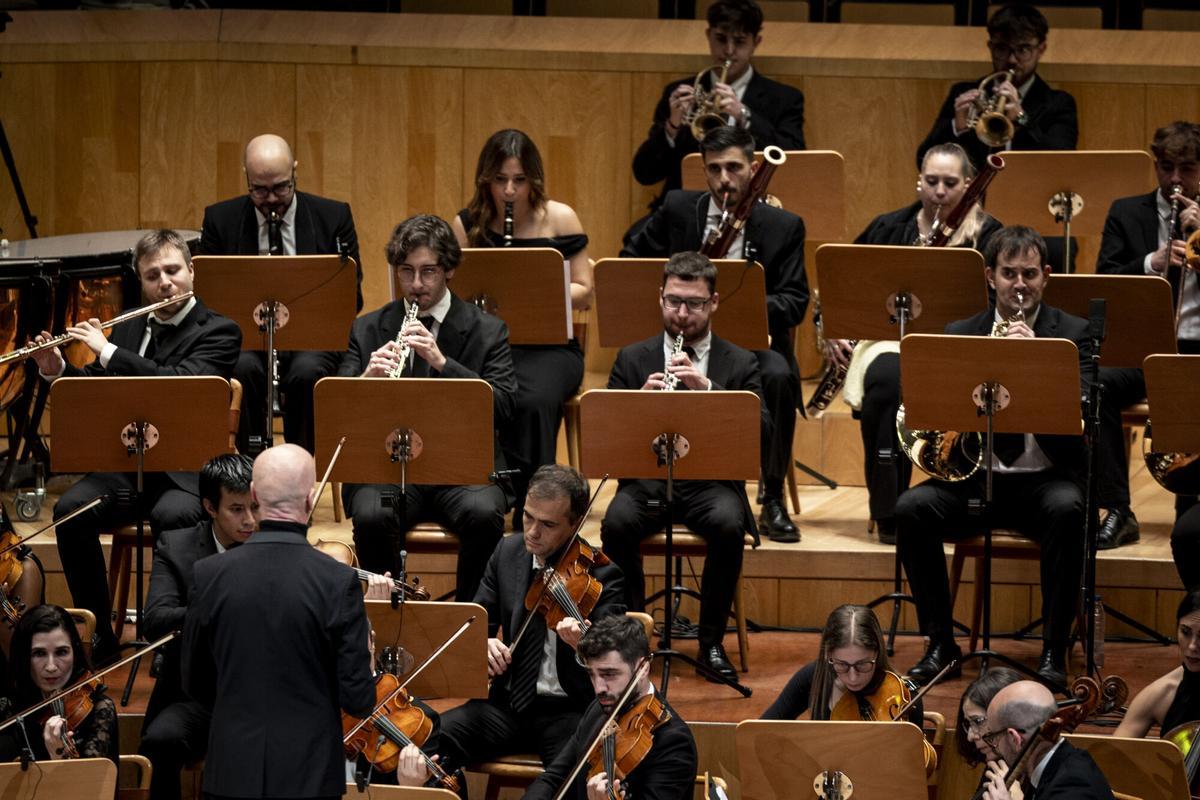 En imágenes |  El gran concierto de Año Nuevo colma de emoción una sala Mozart a rebosar El gran concierto de Año Nuevo colma de emoción una sala Mozart a rebosar