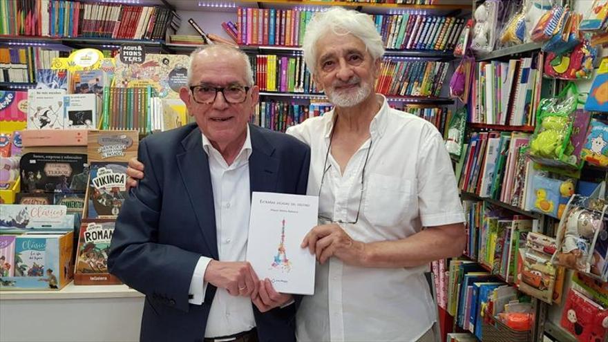 El escritor Miguel Molina presenta su último libro