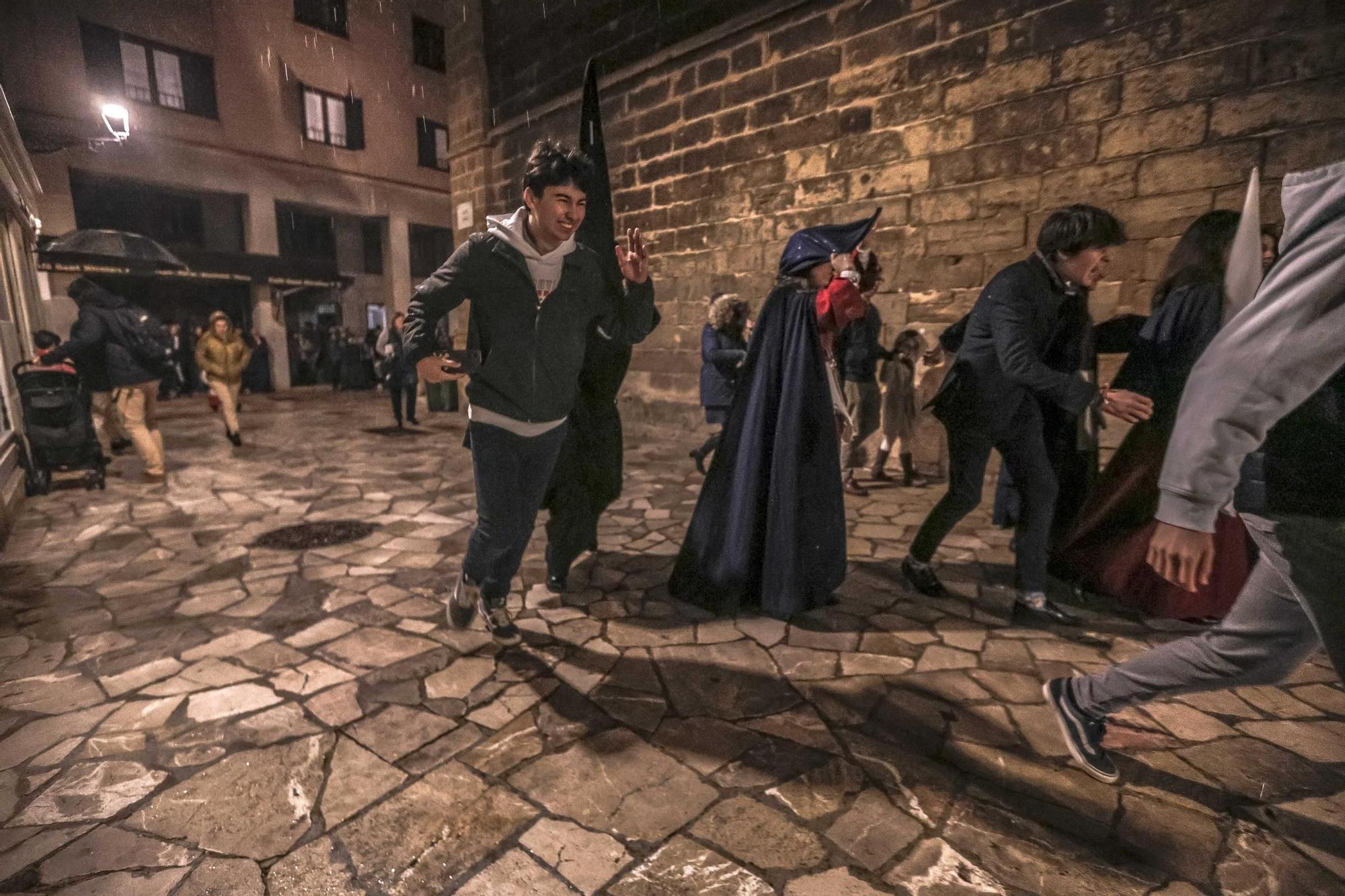 FOTOS | SEMANA SANTA 2024: Procesión de la Virgen Dolorosa