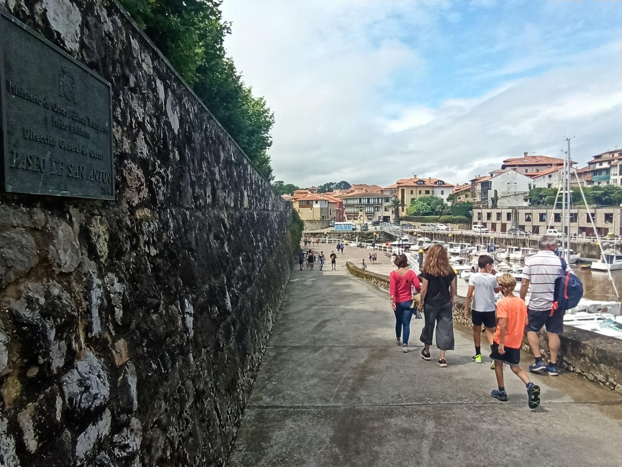 Llanes, un pueblo guapo que no pierde tirón