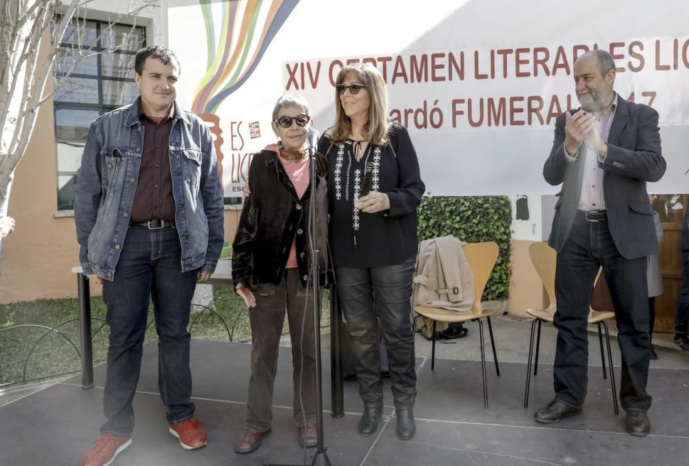 El colegio Es Liceu entrega el Premio Fumeral a Maria del Mar Bonet