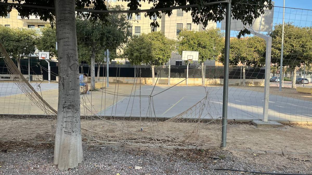 Una altra imatge de les canxes del PAU Censal.