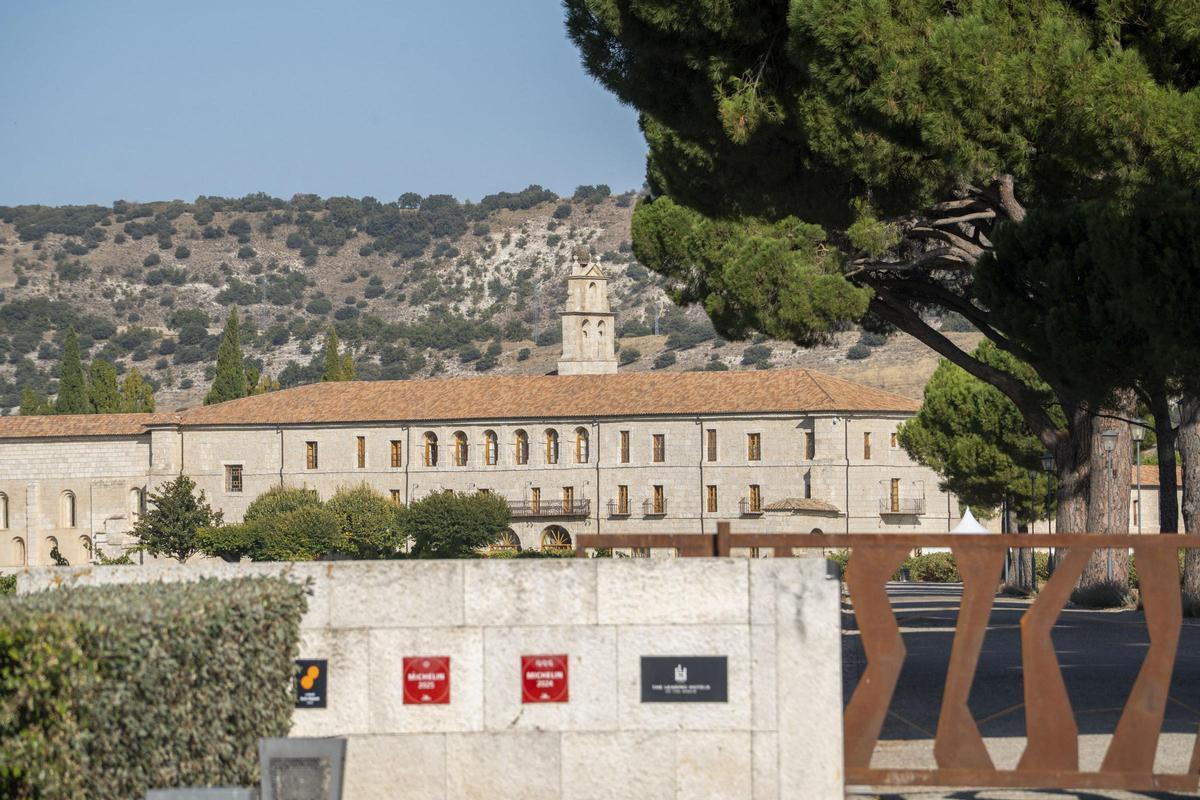 Vista de la Abadía Retuerta en Sardón de Duero, este viernes.