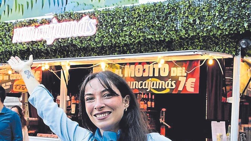 Andrea Guerra, coordinadora de barras del Grupo Joker: "Hay chavales que van con la tarjeta casi sin límite; yo tenía un billete para toda la noche"