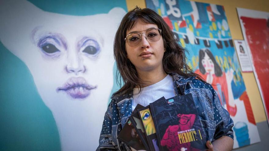 Filomena de Martino redefine el cómic canario con 'Pierrot?', una obra híbrida y personal