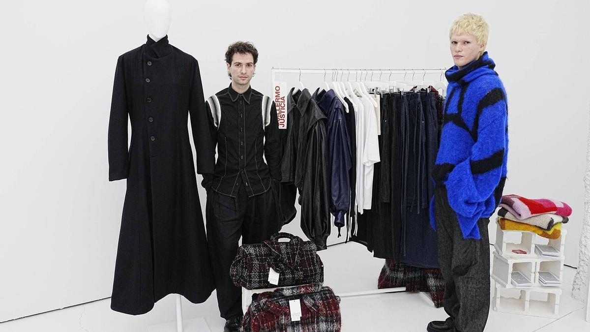 Guillermo Justicia, una de las marcas ganadoras del Barcelona Fashion Forward 2026, durante la presentación en Espai Trent, en Barcelona.