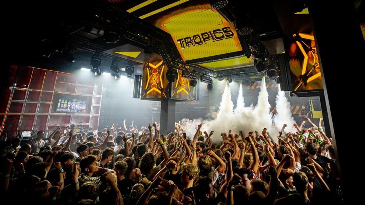 Tropics se situa com la millor discoteca de la Costa Brava.