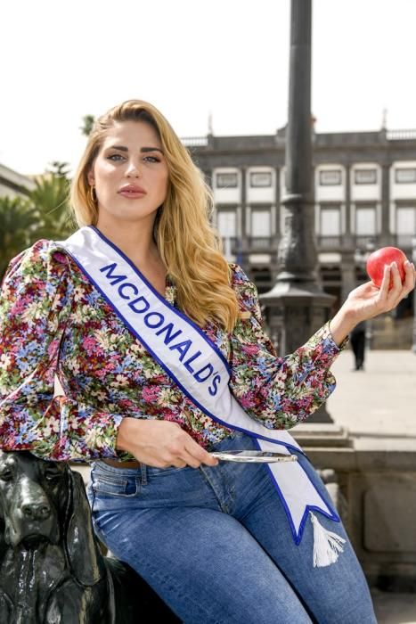 14-02-20 LAS PALMAS DE GRAN CANARIA. PLAZA DE SANTA ANA. LAS PALMAS DE GRAN CANARIA. CARNAVAL 2020. Candidata a Reina del Carnaval. Entrevista a Susana Bianca.    Fotos: Juan Castro.  | 14/02/2020 | Fotógrafo: Juan Carlos Castro