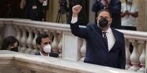 BARCELONA 21/05/2021  Política.  Pleno de investidura de Pere Aragones como nuevo president de la Generalitat En la foto Oriol Junqueras llega al Parlament Foto Ferran Nadeu