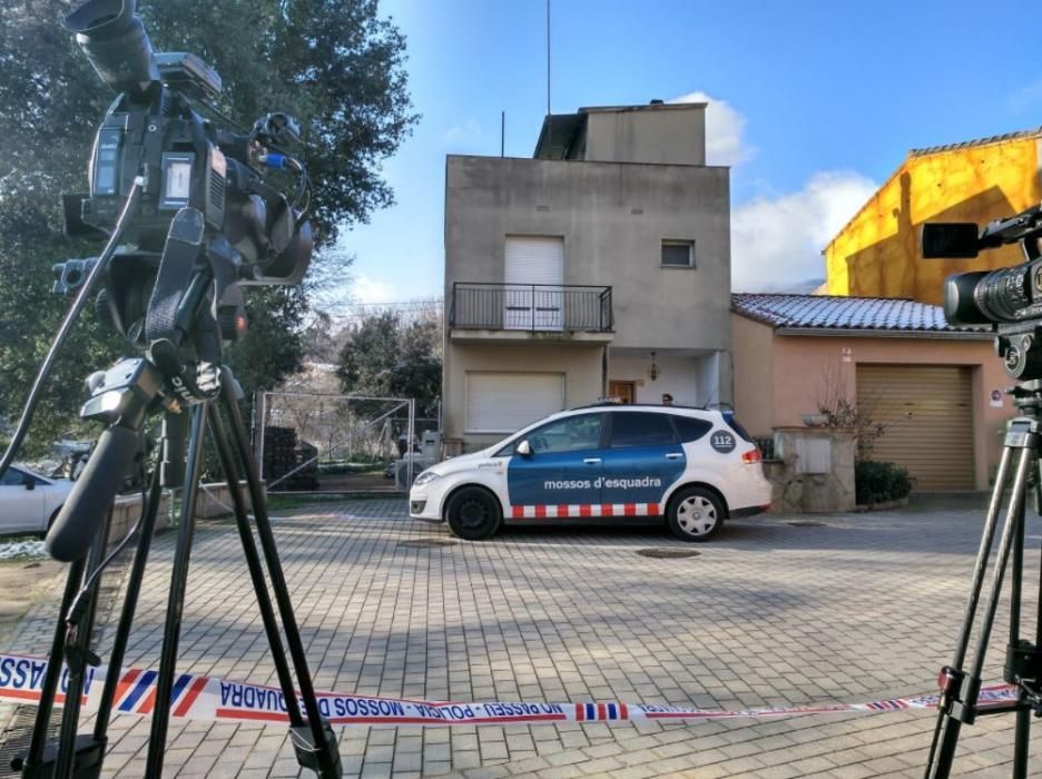 Imatges dels escorcolls que es van realitzar el dimarts 27 de febrer als habitatges familiars d'Anglès de Jordi Magentí