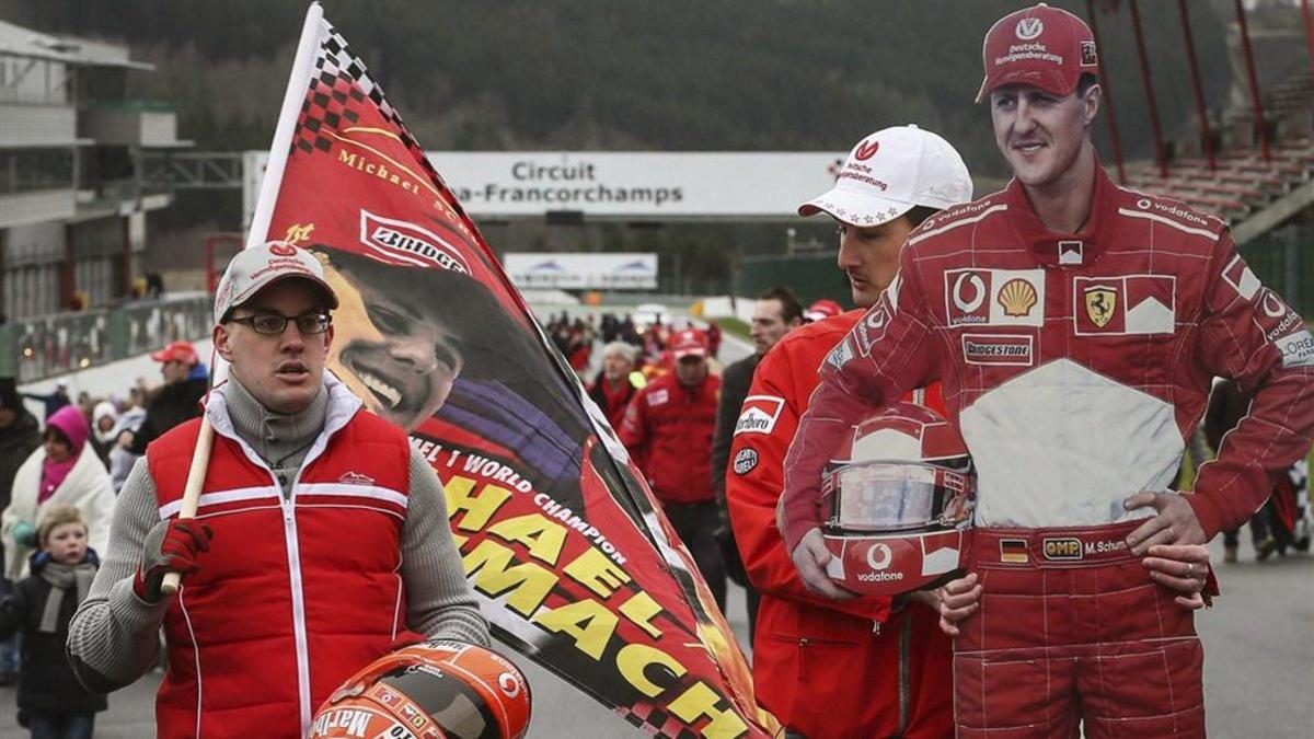 Los aficionados no olvidan a Michael Schumacher, un ídolo en la F1