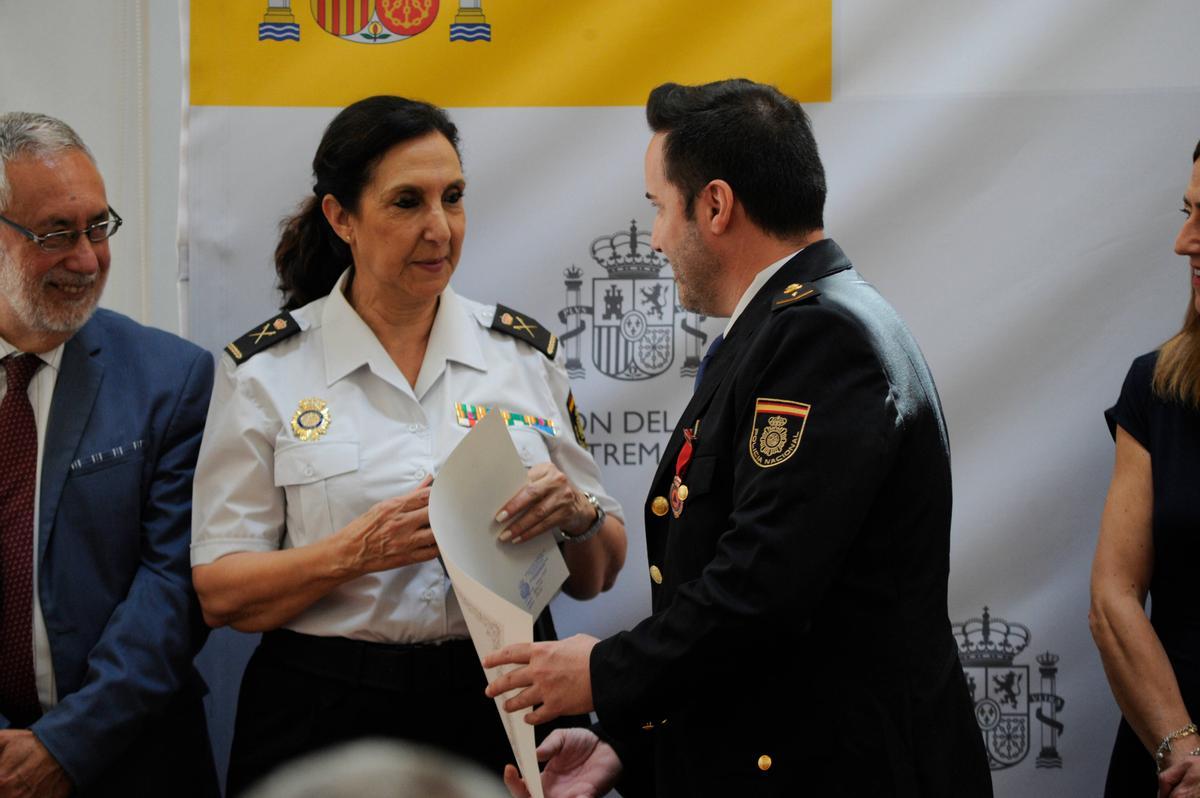 Las imágenes de la entrega de la Medalla al Mérito de la Protección Civil
